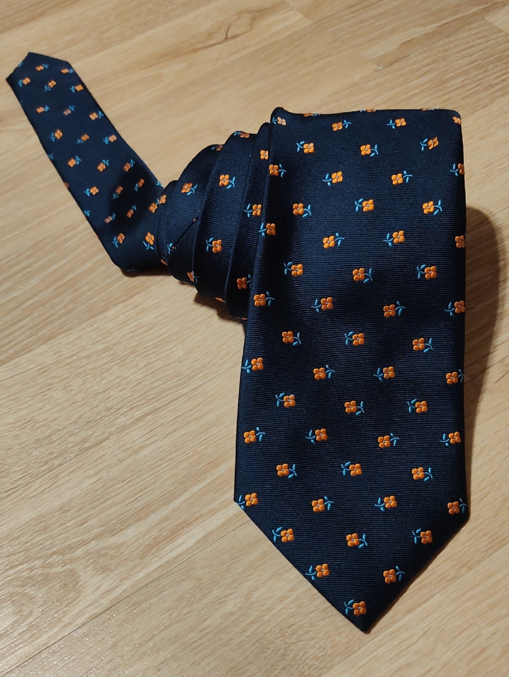 Jos. A. Bank Executive Collection Silk Tie Navy Elegant Orange Floral 61"LX3¼"W